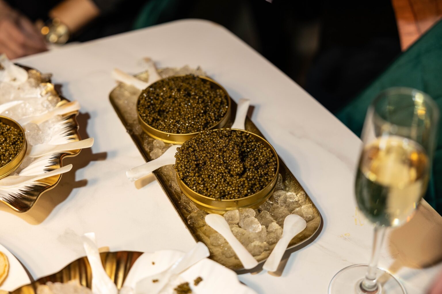 Caviar según el método tradicional iraní