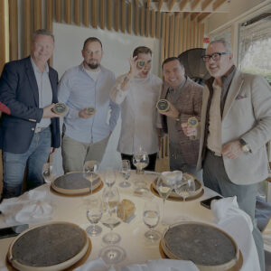 La lata Monóculo Aurum Caviar